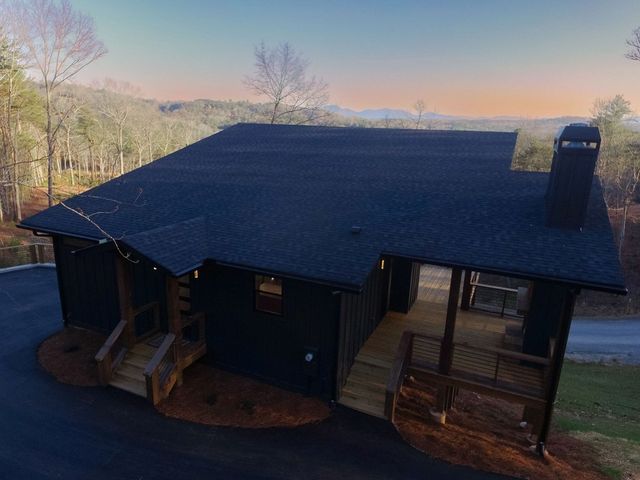 386 Mountain Laurel Ridge, Mineral Bluff, GA 30559