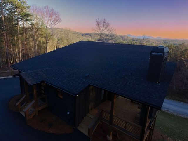 386 Mountain Laurel Ridge, Mineral Bluff, GA 30559