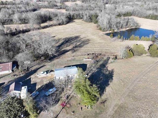 163 Polk Road 21, Cove, AR 71937