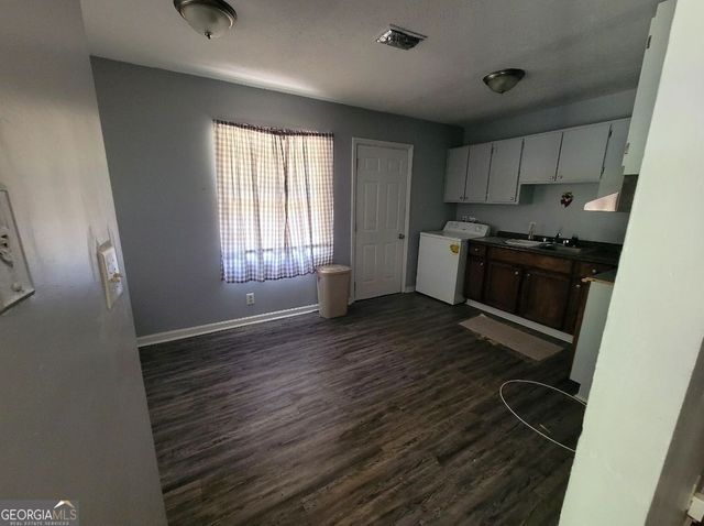 1106 E Society Avenue, Albany, GA 31705