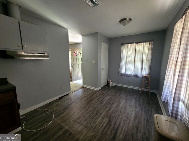 1106 E Society Avenue, Albany, GA 31705