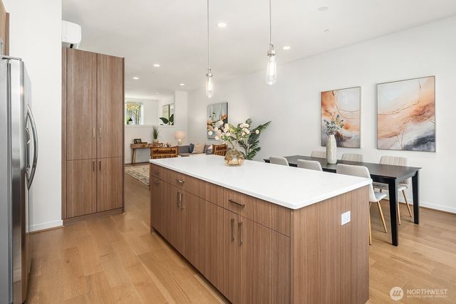 170 107th Court SE, Bellevue, WA 98004