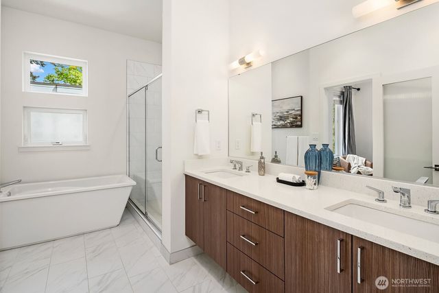 170 107th Court SE, Bellevue, WA 98004