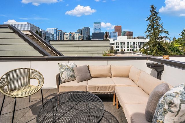 170 107th Court SE, Bellevue, WA 98004
