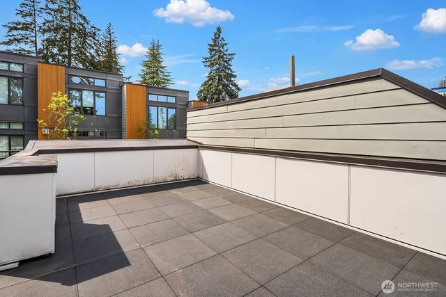 170 107th Court SE, Bellevue, WA 98004