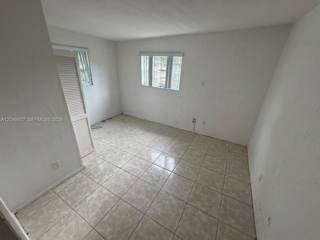 3851 NW 210th Ter, Miami Gardens, FL 33055