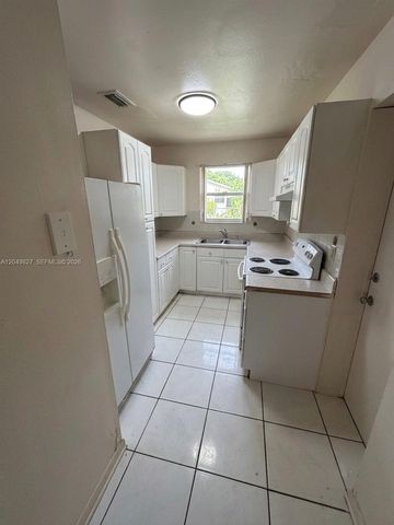 3851 NW 210th Ter, Miami Gardens, FL 33055