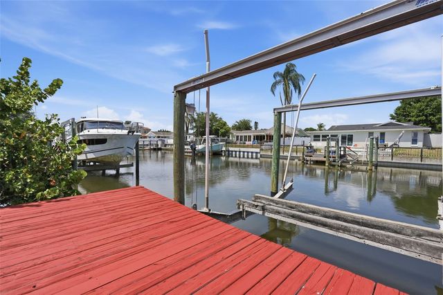 10621 HATTERAS DRIVE, Tampa, FL 33615