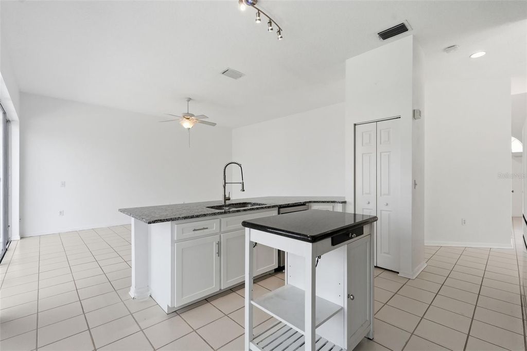 Image 19 of property listing at 10621 HATTERAS DRIVE, Tampa, FL 33615