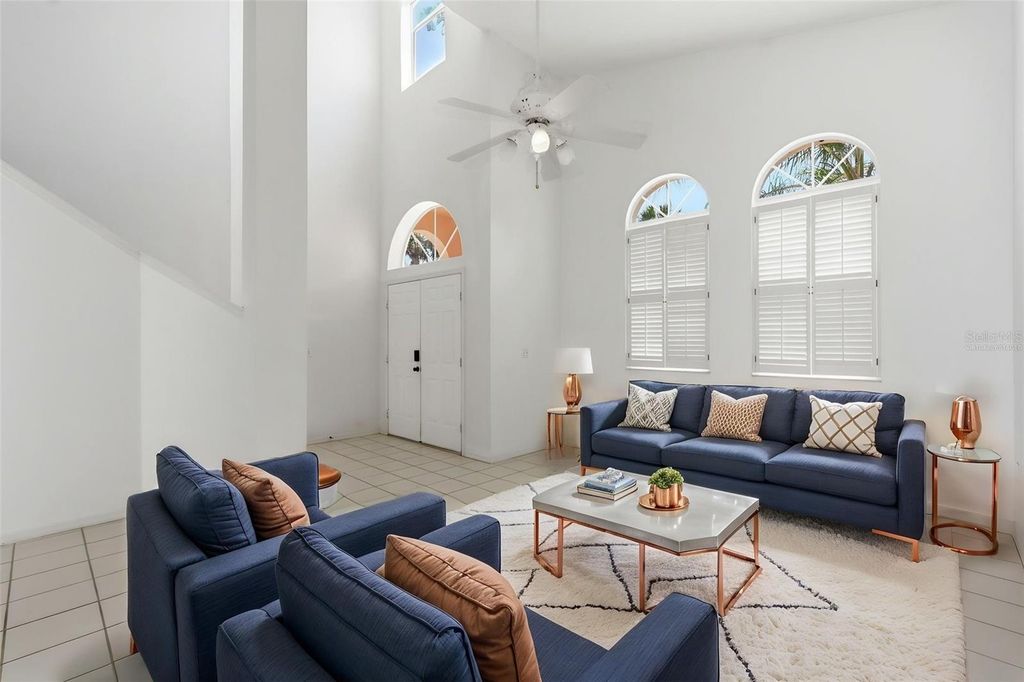 Image 8 of property listing at 10621 HATTERAS DRIVE, Tampa, FL 33615