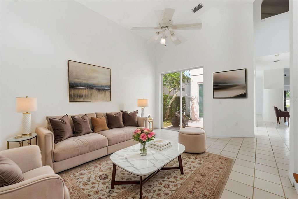 Image 10 of property listing at 10621 HATTERAS DRIVE, Tampa, FL 33615