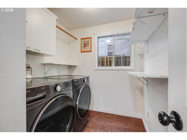 6343 FAILING St, West Linn, OR 97068