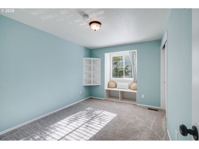 6343 FAILING St, West Linn, OR 97068
