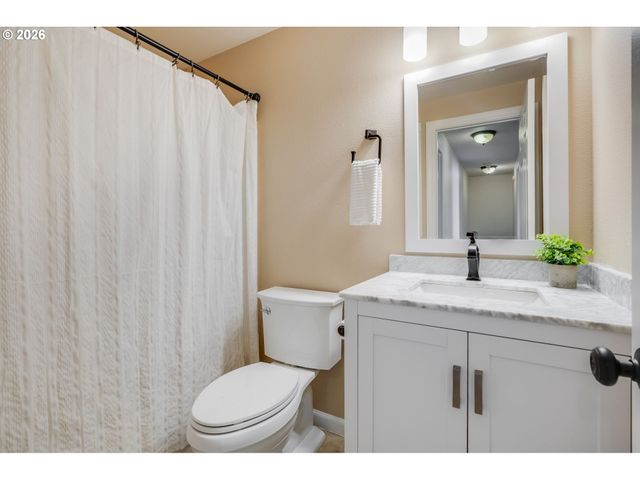 6343 FAILING St, West Linn, OR 97068