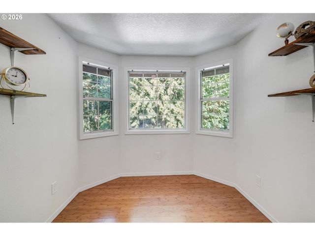 6343 FAILING St, West Linn, OR 97068