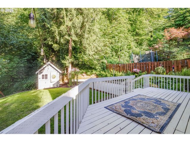 6343 FAILING St, West Linn, OR 97068
