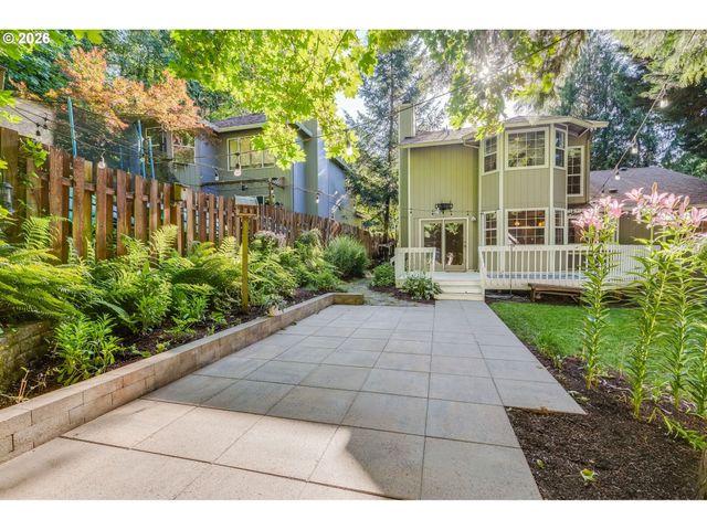 6343 FAILING St, West Linn, OR 97068