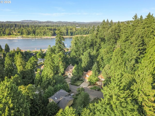 6343 FAILING St, West Linn, OR 97068