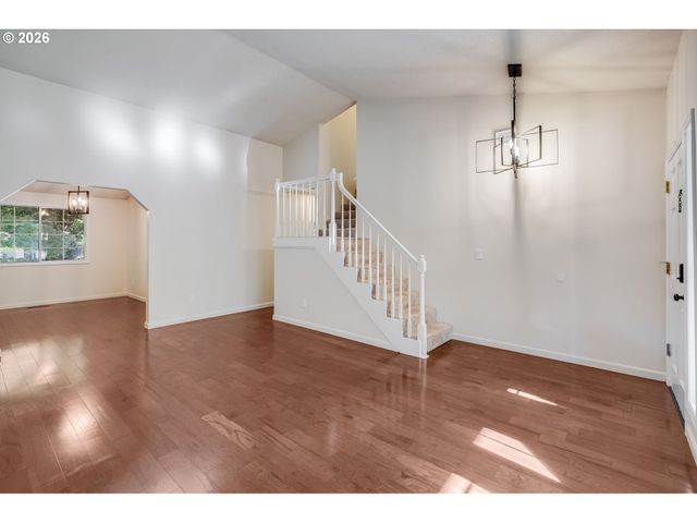 6343 FAILING St, West Linn, OR 97068