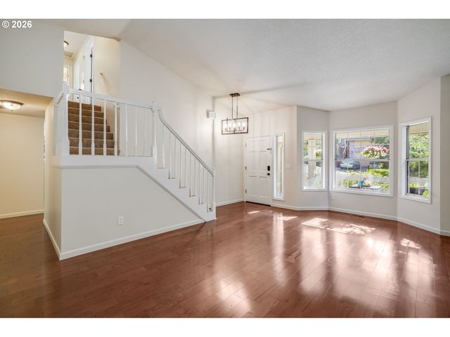 6343 FAILING St, West Linn, OR 97068