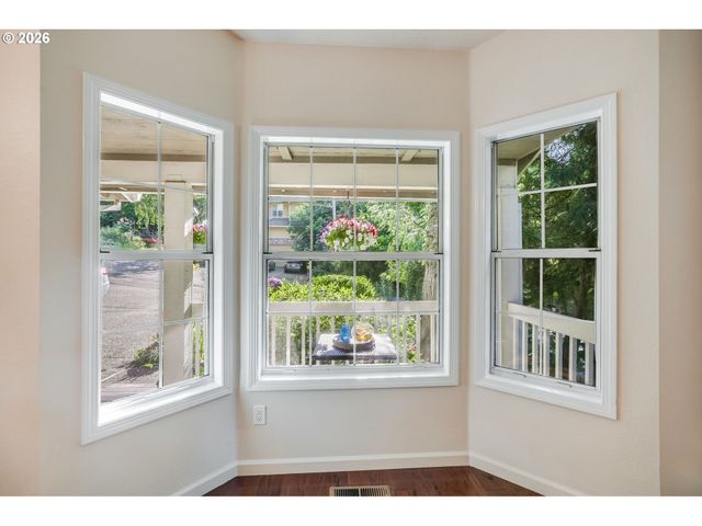 6343 FAILING St, West Linn, OR 97068