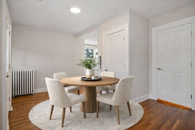 35 Oak Ave 2, Worcester, MA 01605