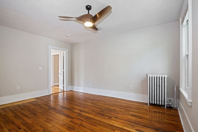 35 Oak Ave 2, Worcester, MA 01605