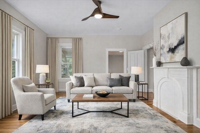 35 Oak Ave 2, Worcester, MA 01605