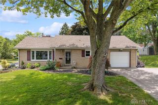 836 Gleneagle Drive, Dayton, OH 45431