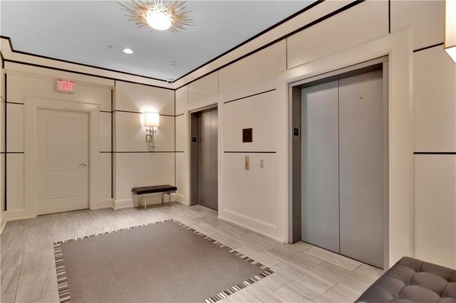 2828 Peachtree Road NW 1402, Atlanta, GA 30305