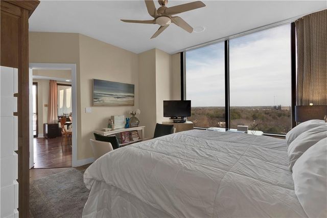 2828 Peachtree Road NW 1402, Atlanta, GA 30305