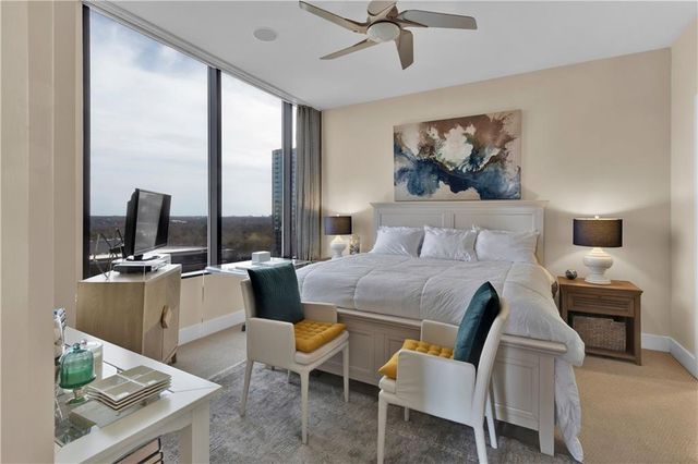 2828 Peachtree Road NW 1402, Atlanta, GA 30305