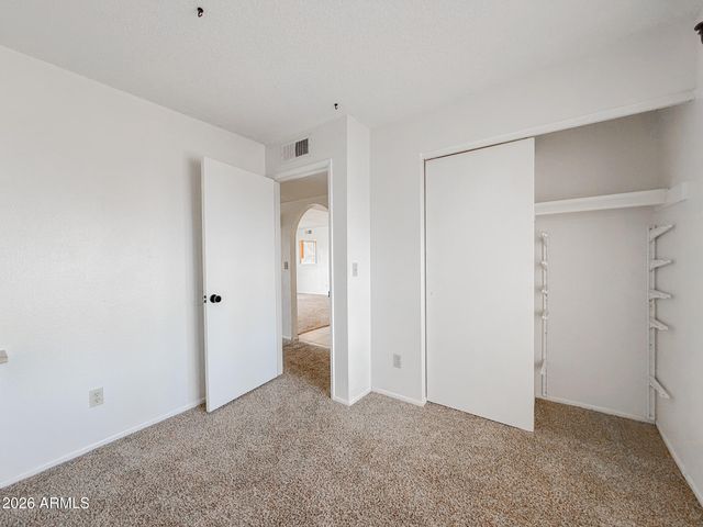 812 W DUKE Drive, Tempe, AZ 85283