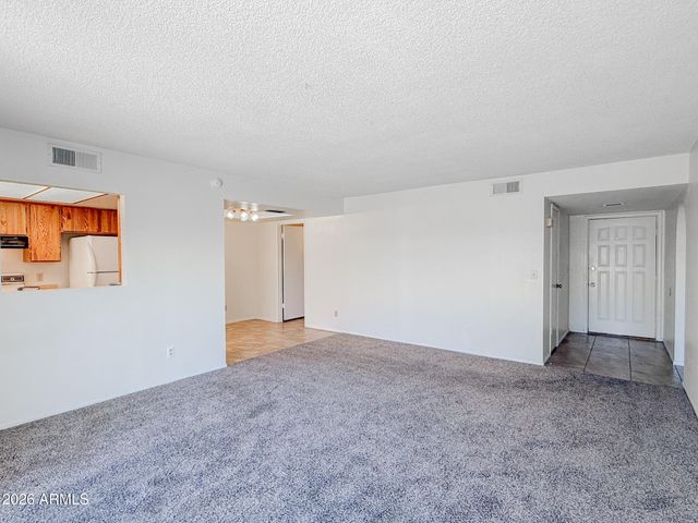 812 W DUKE Drive, Tempe, AZ 85283