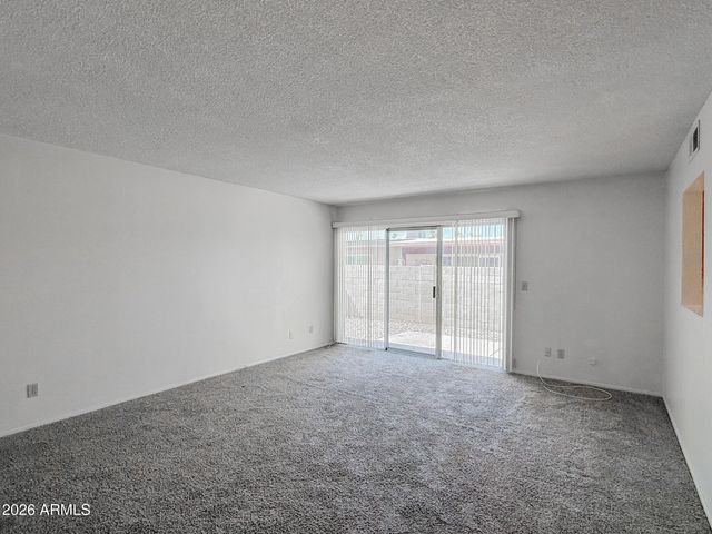 812 W DUKE Drive, Tempe, AZ 85283