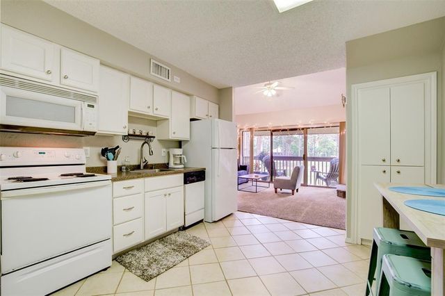 12900 Walden Road 202B, Montgomery, TX 77356