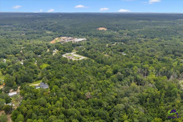 3909 Jeffersonville Road, Macon, GA 31217