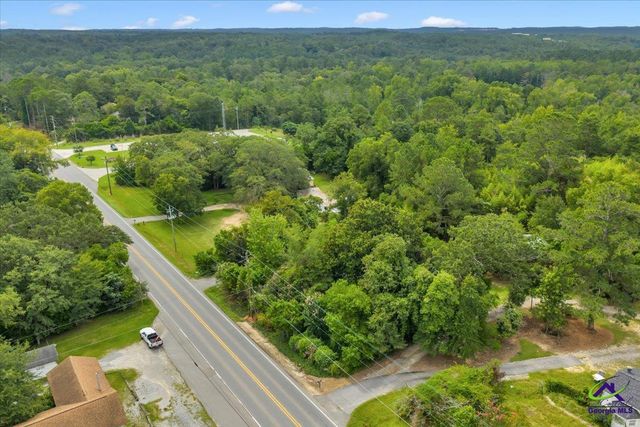 3909 Jeffersonville Road, Macon, GA 31217