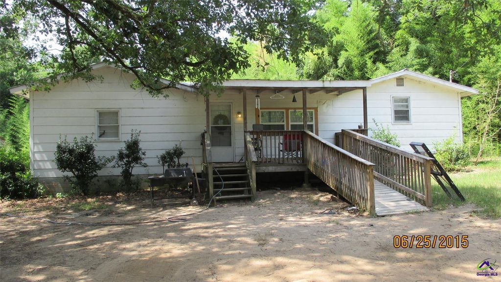 3909 Jeffersonville Road, Macon, GA 31217