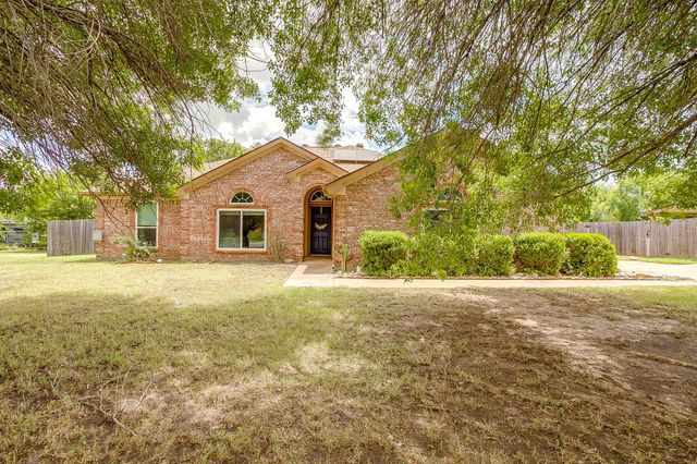 9425 Carson Ranch Road, Crowley, TX 76036
