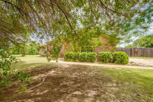 9425 Carson Ranch Road, Crowley, TX 76036