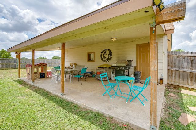 9425 Carson Ranch Road, Crowley, TX 76036