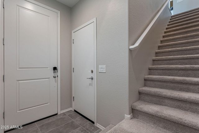 1741 E CHELSEA Lane, Gilbert, AZ 85295