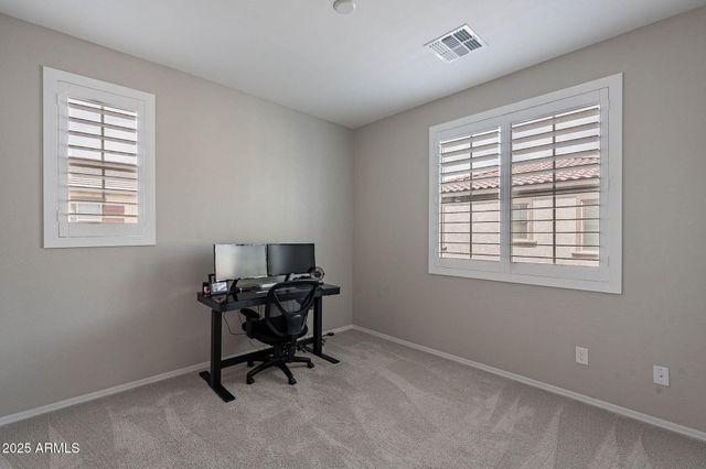 1741 E CHELSEA Lane, Gilbert, AZ 85295