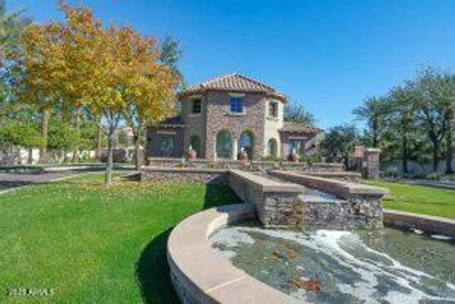 1741 E CHELSEA Lane, Gilbert, AZ 85295