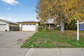 1018 E Tabor Ave, Fairfield, CA 94533