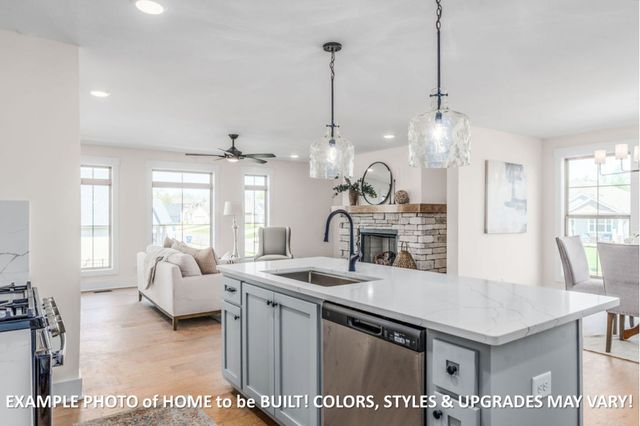 914 Bankside Dr, Clarksville, TN 37043