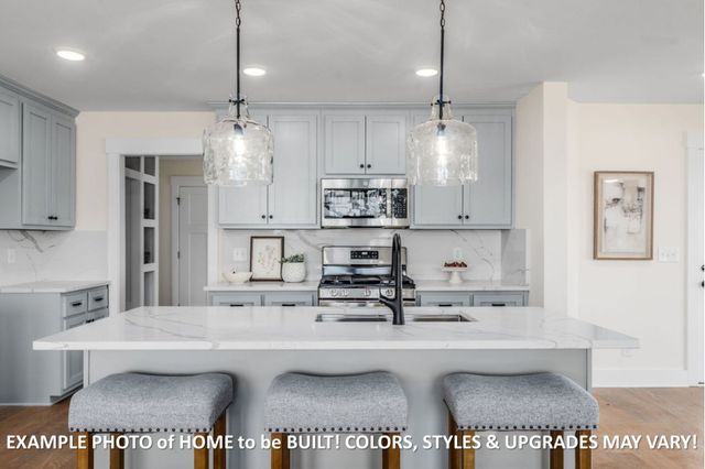 914 Bankside Dr, Clarksville, TN 37043