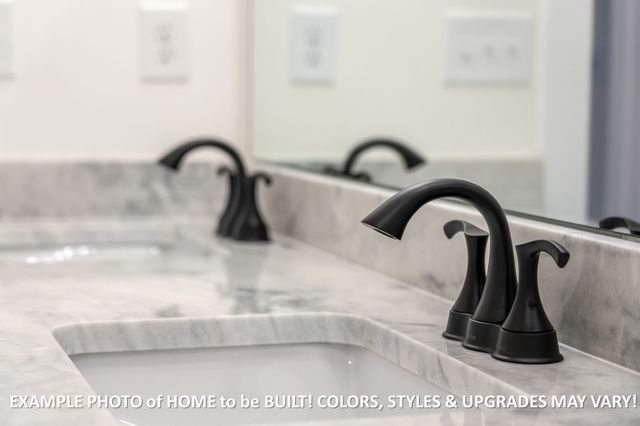 914 Bankside Dr, Clarksville, TN 37043