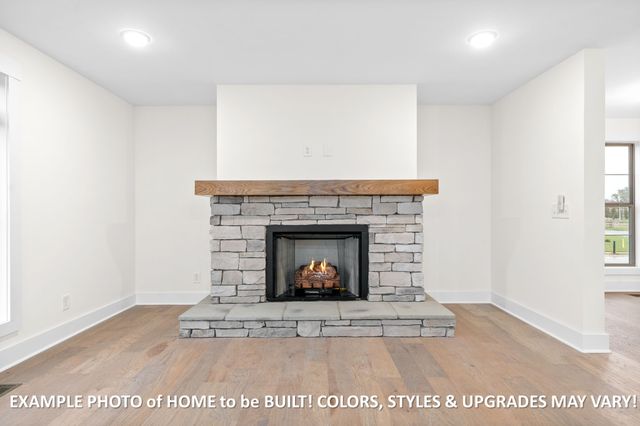 914 Bankside Dr, Clarksville, TN 37043